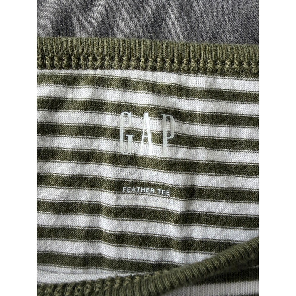 Gap Feather Tee Womens Large L Olive Green White Striped Long Sleeve Crew Neck - Picture 3 of 7